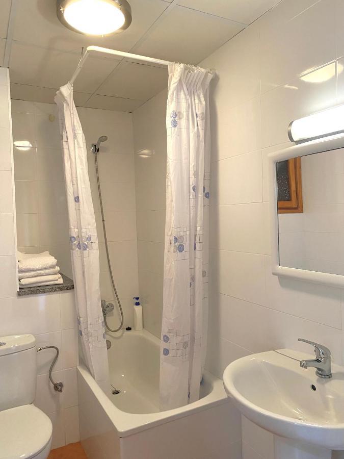 Hostal Alt Llobregat Кастеллар-де-Н'уг Экстерьер фото