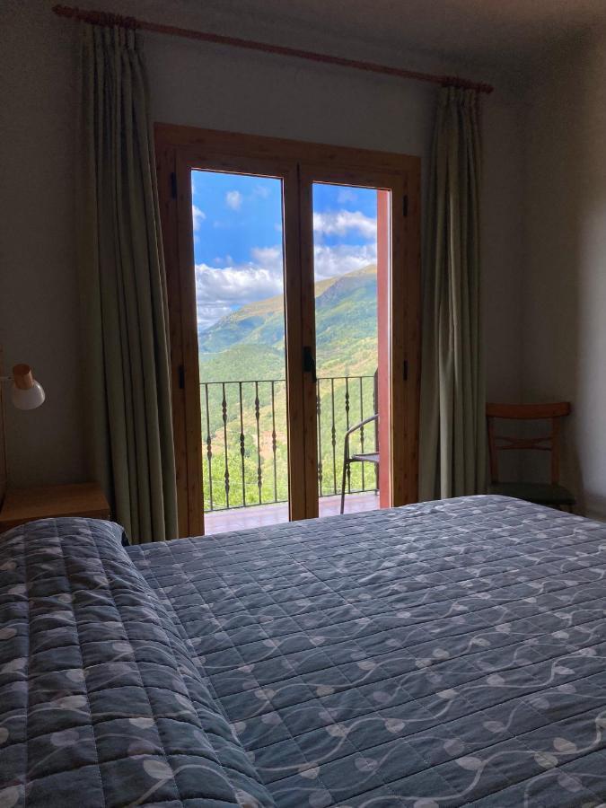 Hostal Alt Llobregat Кастеллар-де-Н'уг Экстерьер фото