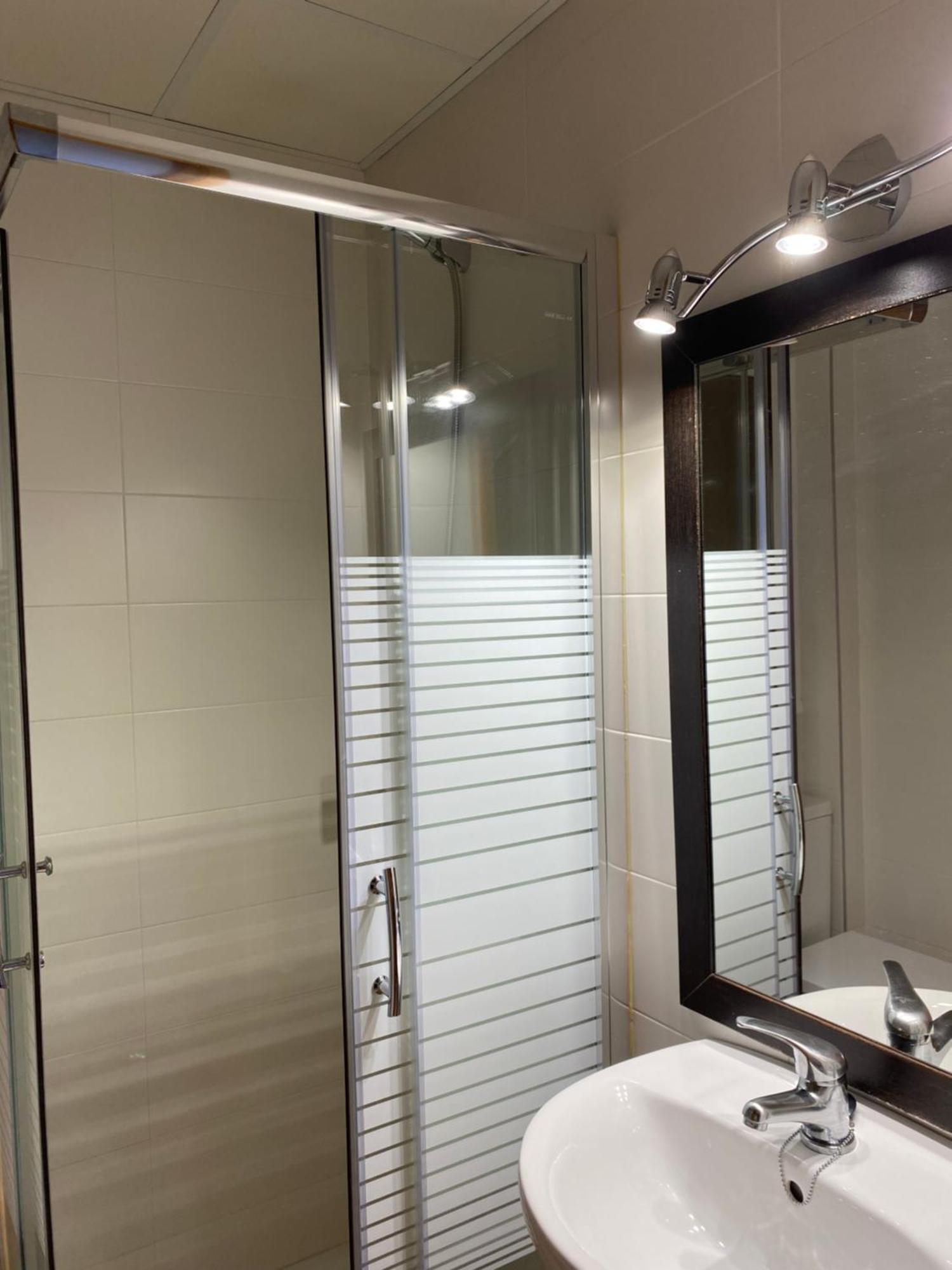 Hostal Alt Llobregat Кастеллар-де-Н'уг Экстерьер фото